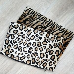 Velvet leopard and tiger pillow inserts 20x12